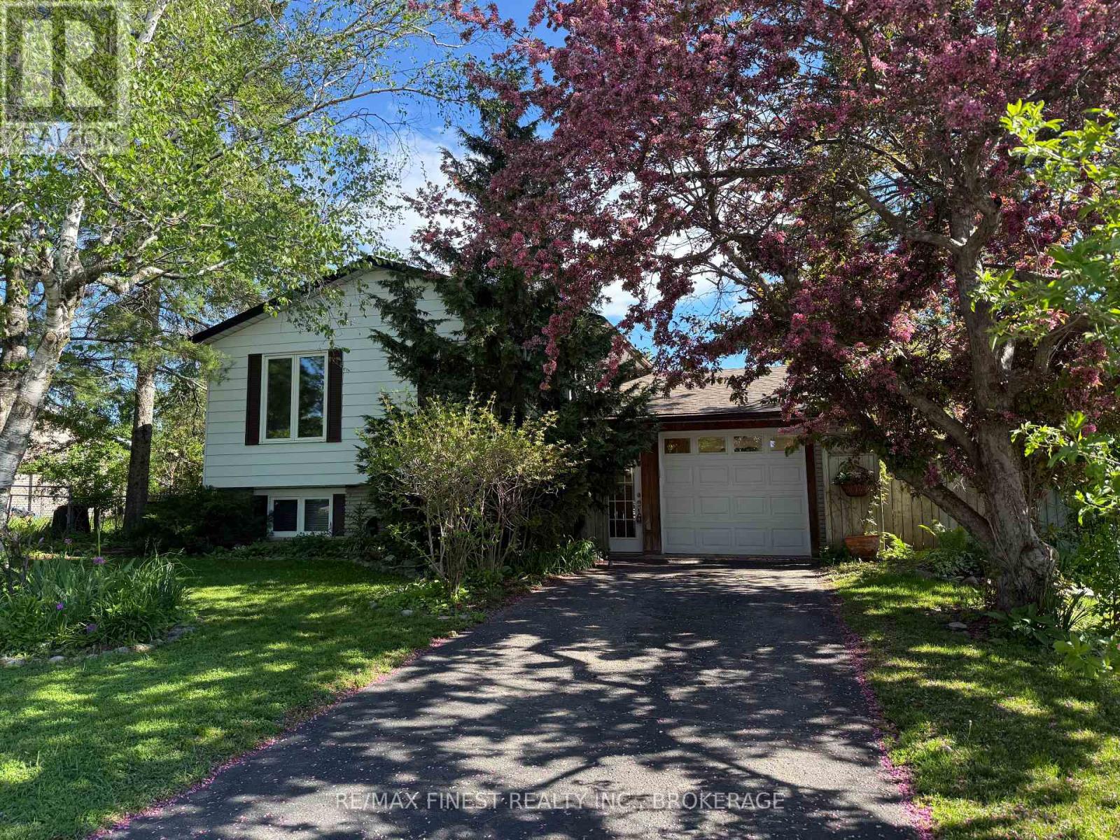 798 Danbury Road, Kingston, Ontario  K7M 6T4 - Photo 1 - X13173504