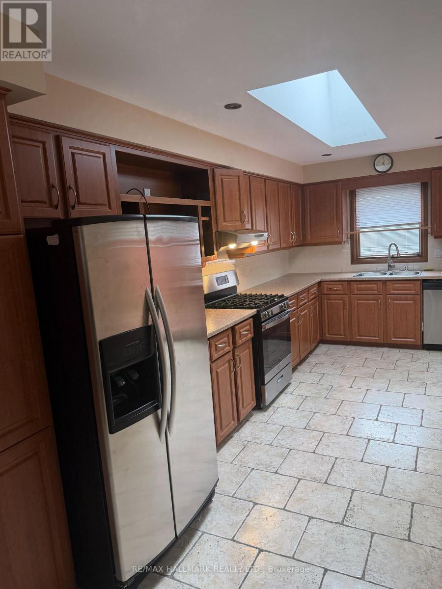 75 Golfview Crescent, London South, Ontario  N6C 5N4 - Photo 9 - X13477534