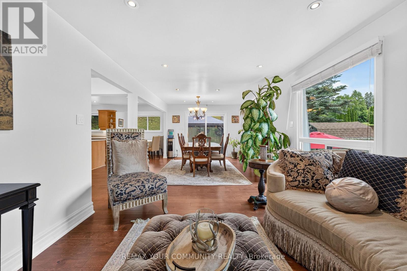 44 Pineridge Drive, Caledon, Ontario  L7E 0M4 - Photo 7 - W13475252