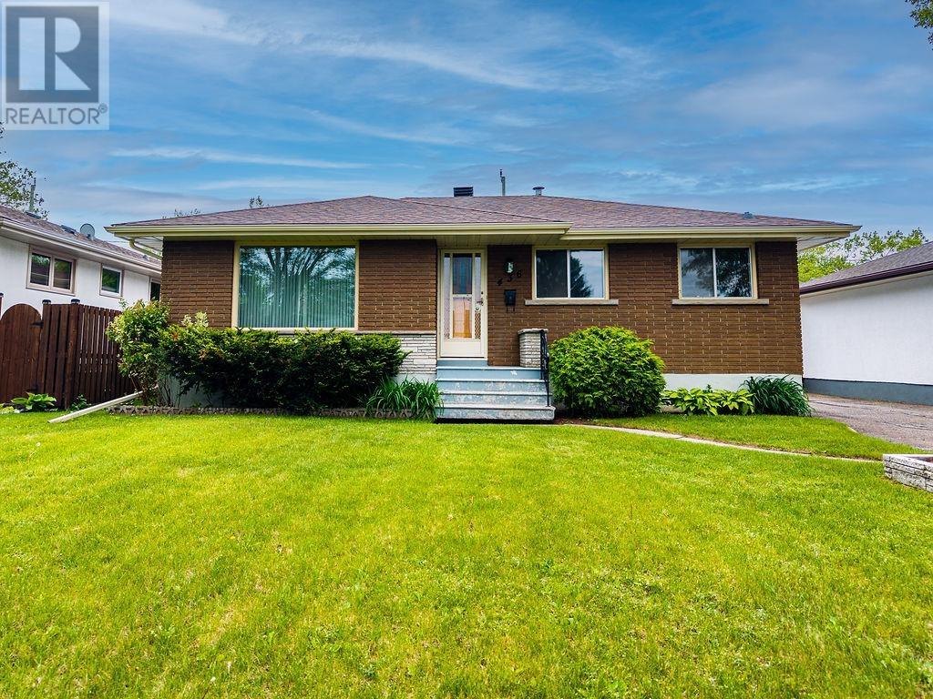 436 Amethyst CRES, Thunder Bay, Ontario