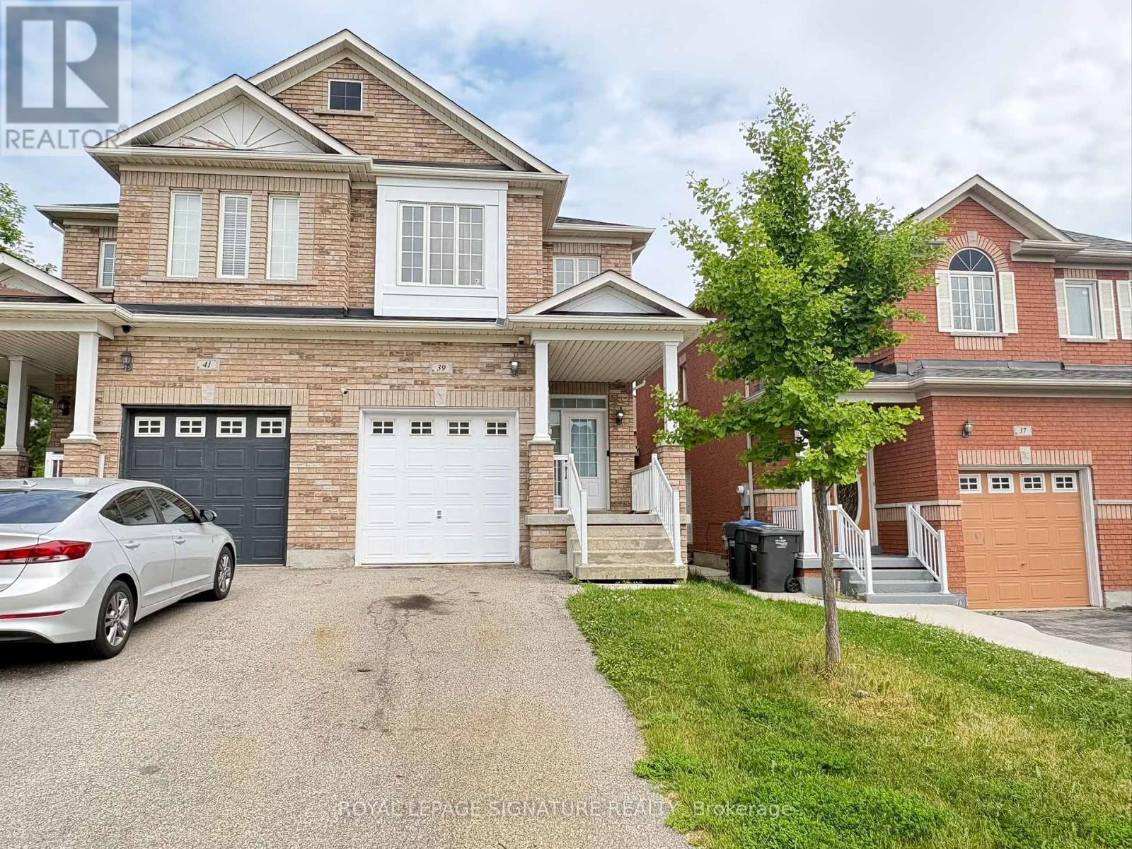 39 PALM TREE ROAD, Brampton, Ontario