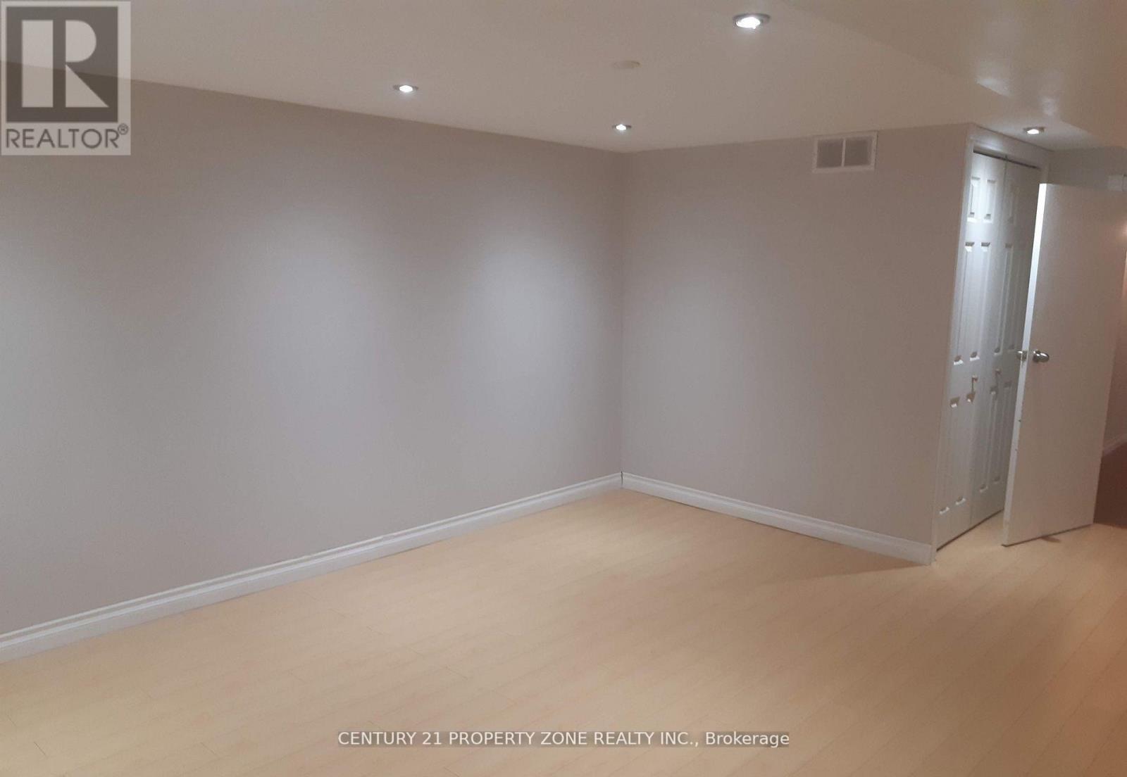 Lower - 164 Earnscliffe Circle, Brampton, Ontario L6T 2B7 - Photo 5 - W13475604