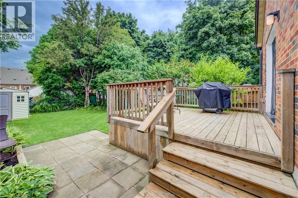 38 Sydney Street N, Kitchener, Ontario  N2H 3L5 - Photo 36 - 40842020