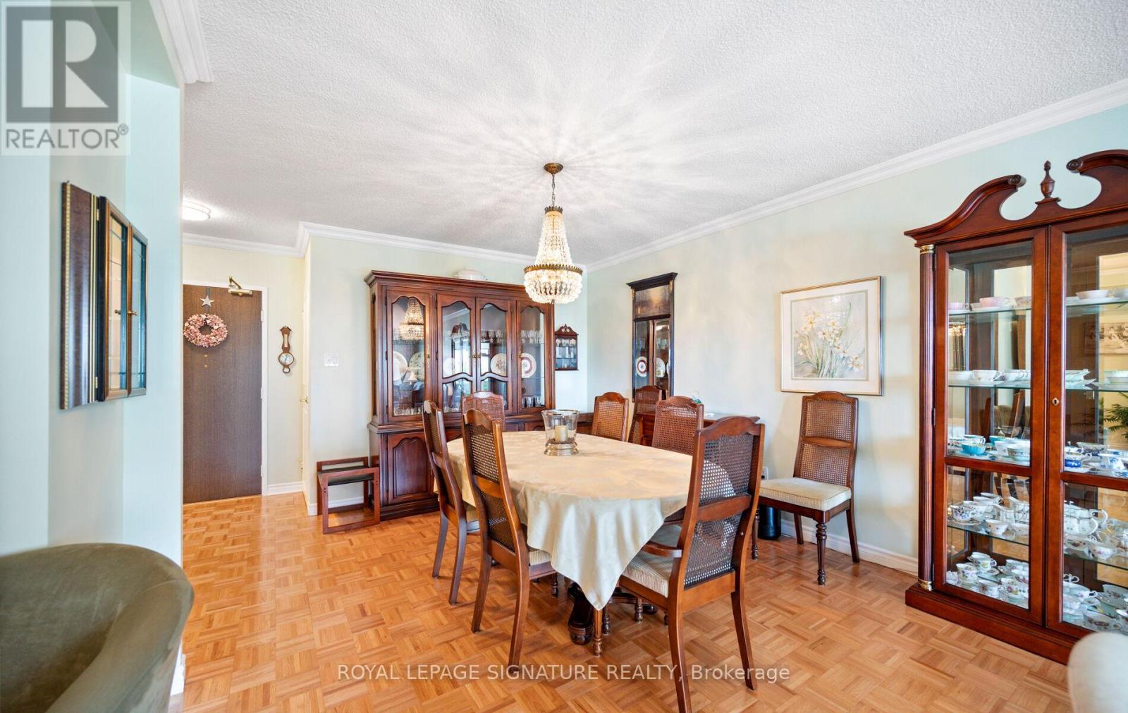 606 - 820 Burnhamthorpe Road, Toronto, Ontario  M9C 4W2 - Photo 12 - W13475772