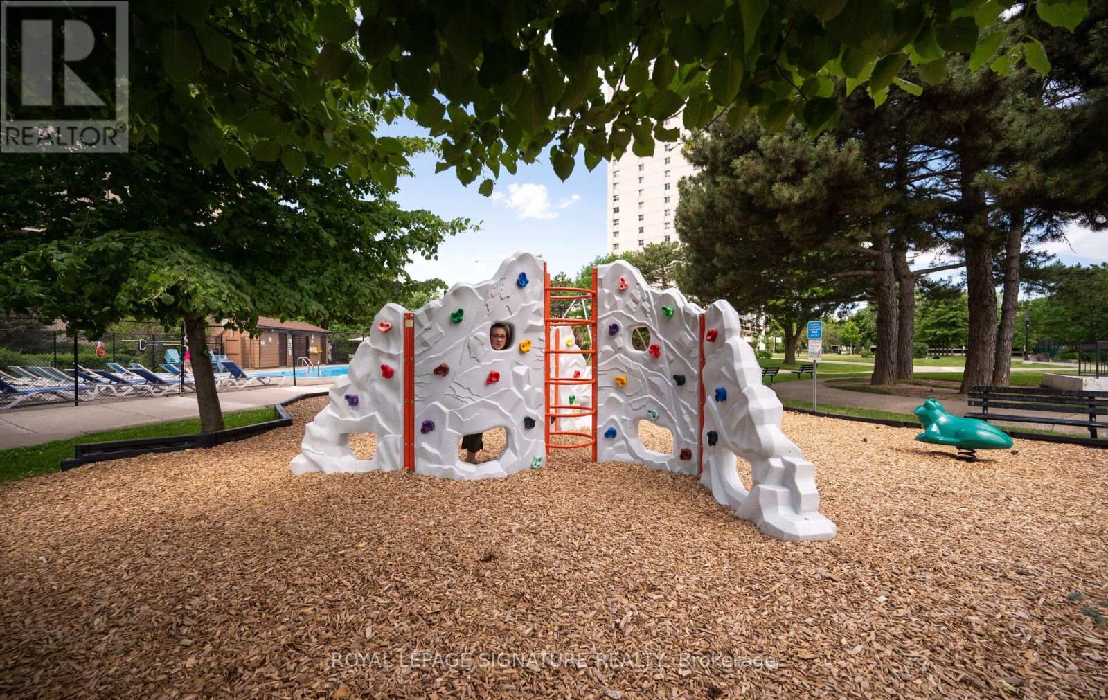 606 - 820 Burnhamthorpe Road, Toronto, Ontario  M9C 4W2 - Photo 34 - W13475772