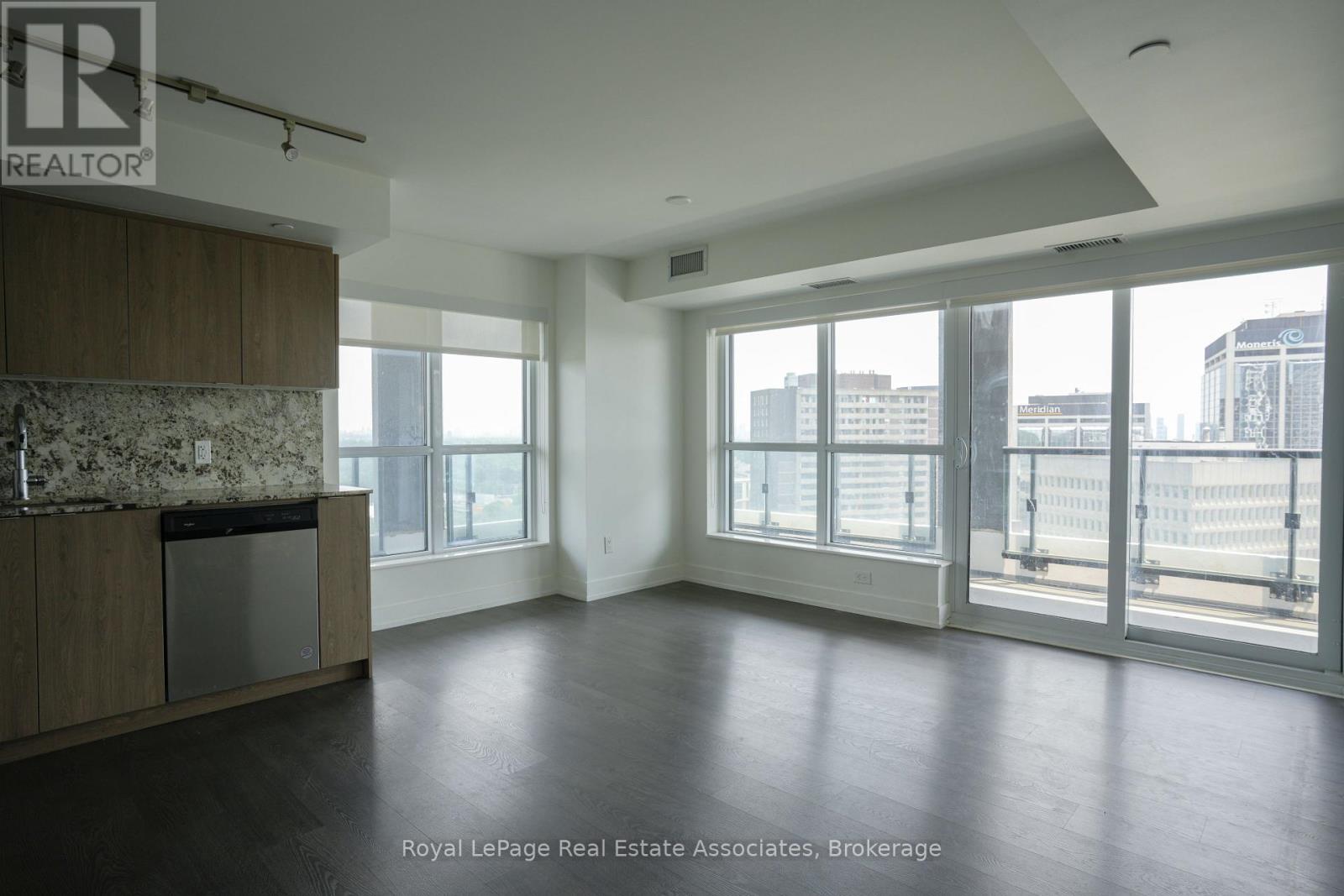 1828 - 5 Mabelle Avenue, Toronto, Ontario  M9A 0C8 - Photo 2 - W13475900