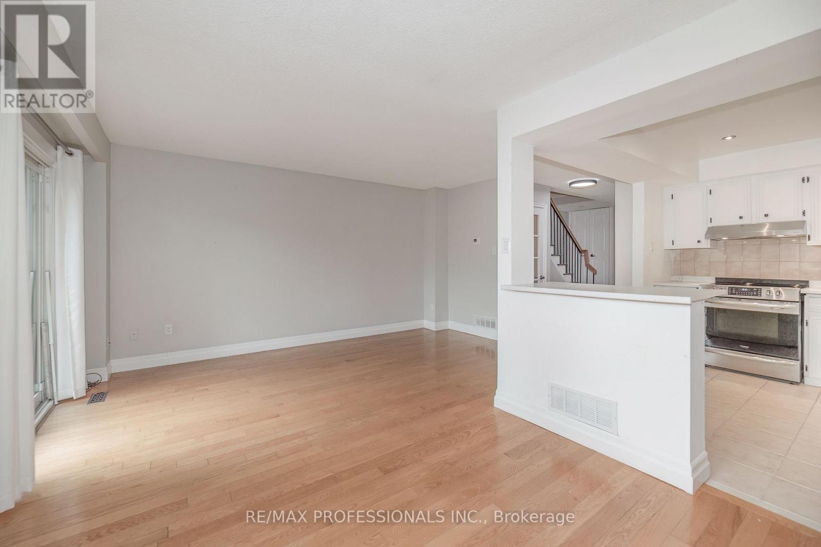 20 - 1951 Rathburn Road E, Mississauga, Ontario  L4W 2N9 - Photo 8 - W13476022
