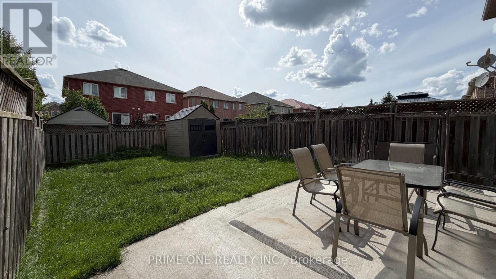 7124 Village Walk, Mississauga, Ontario  L5W 1X4 - Photo 37 - W13475996