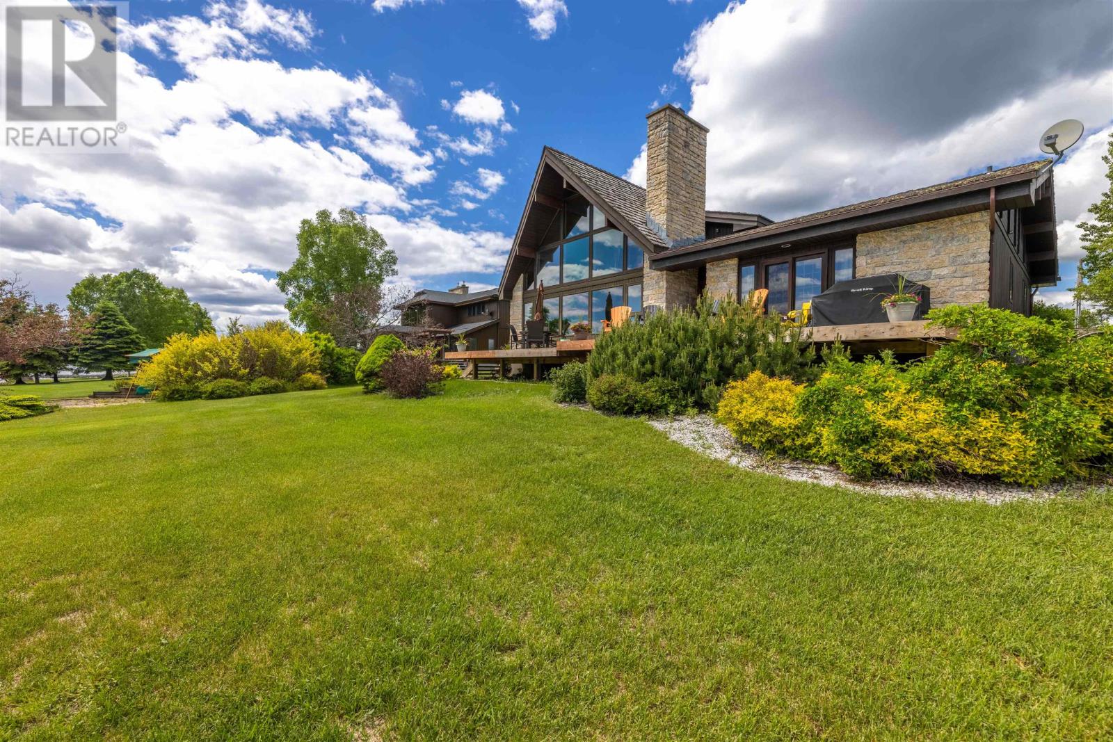 183 Alder RD, Shuniah, Ontario
