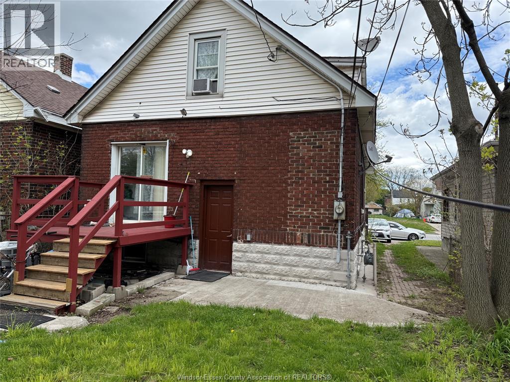 961 Campbell, Windsor, Ontario N9B 2J4 - Photo 27 - 26014879
