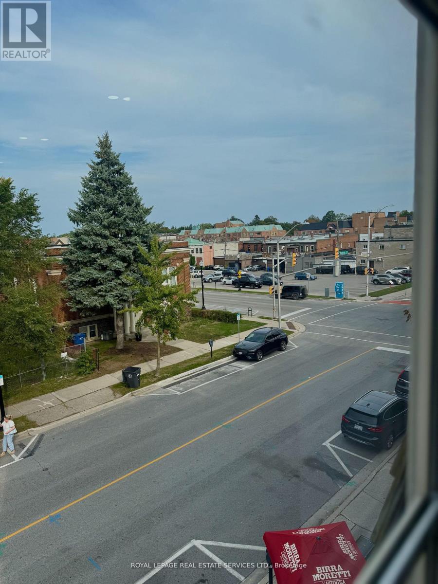 130 Thomas Street, Oakville, Ontario  L6J 3B1 - Photo 8 - W13476174