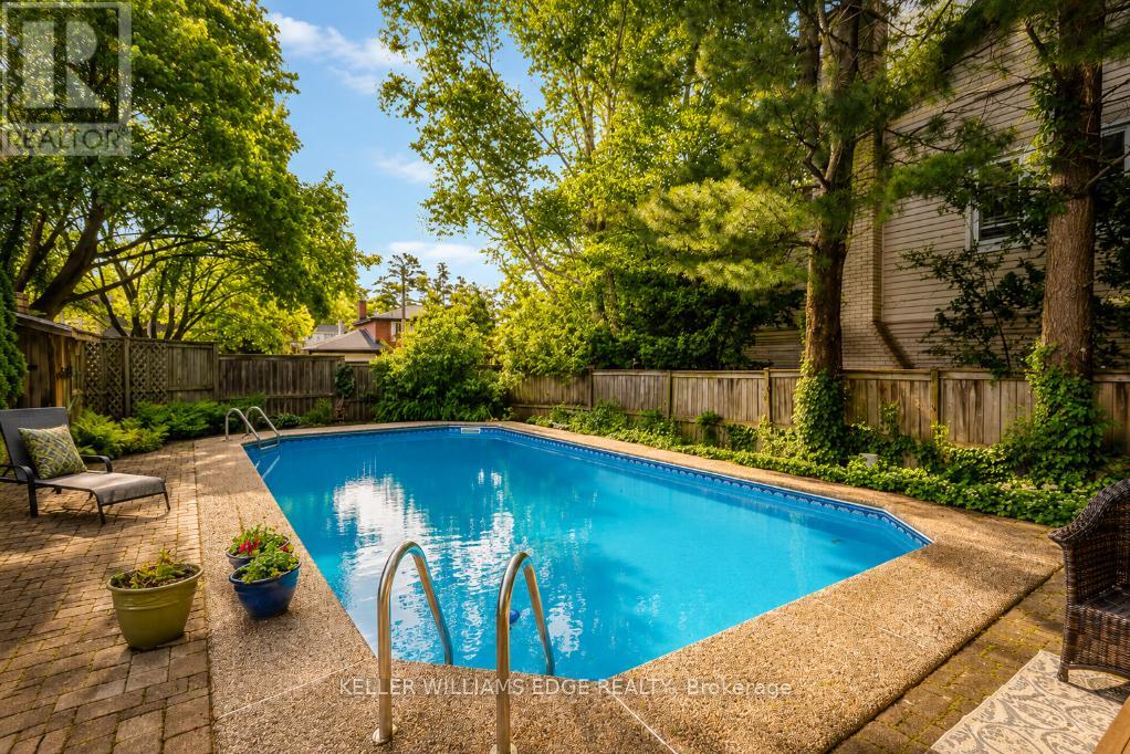 280 Penn Drive, Burlington, Ontario  L7N 2B8 - Photo 5 - W13476170