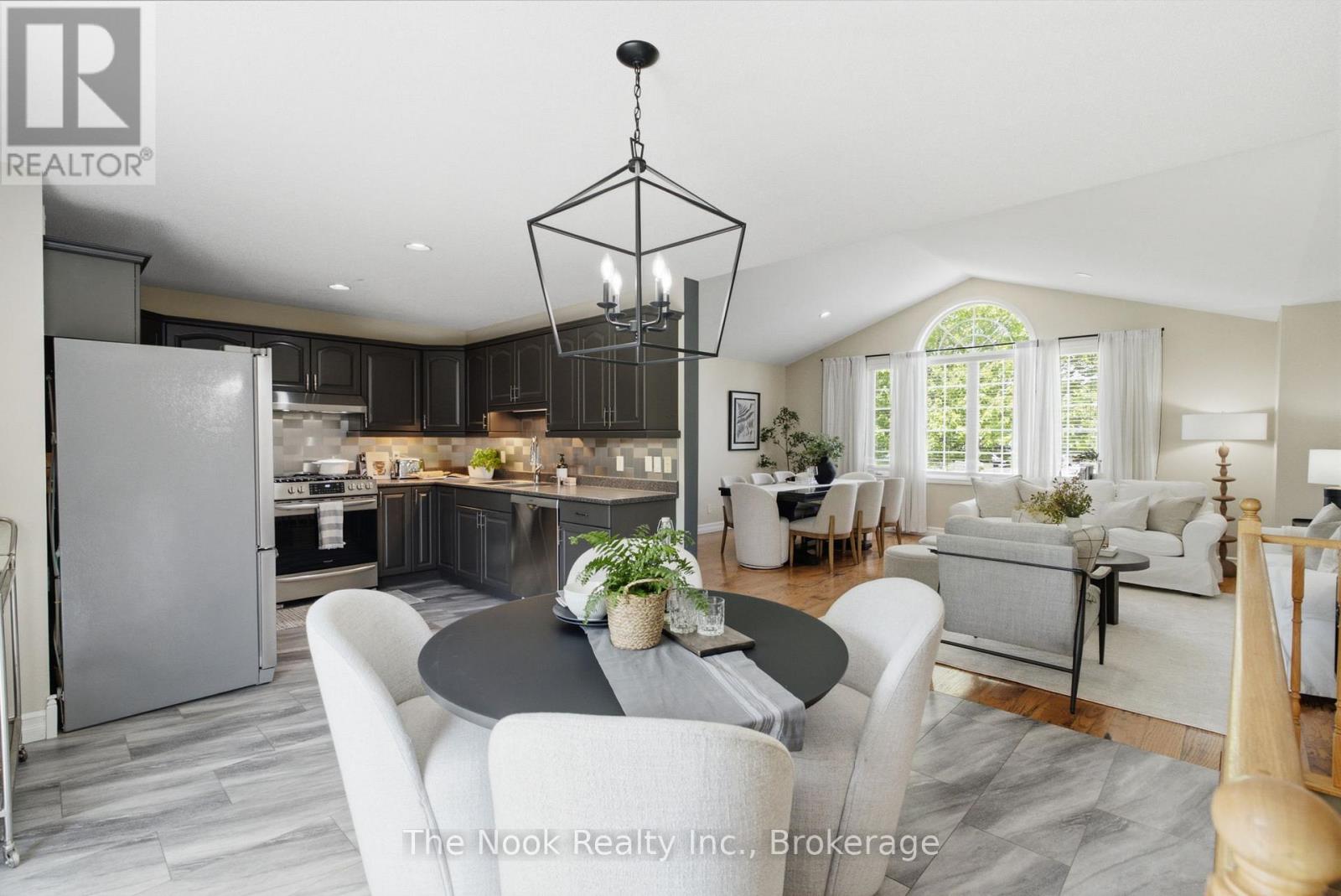 2 Theresa Street, Cobourg, Ontario  K9A 4J7 - Photo 16 - X13423888