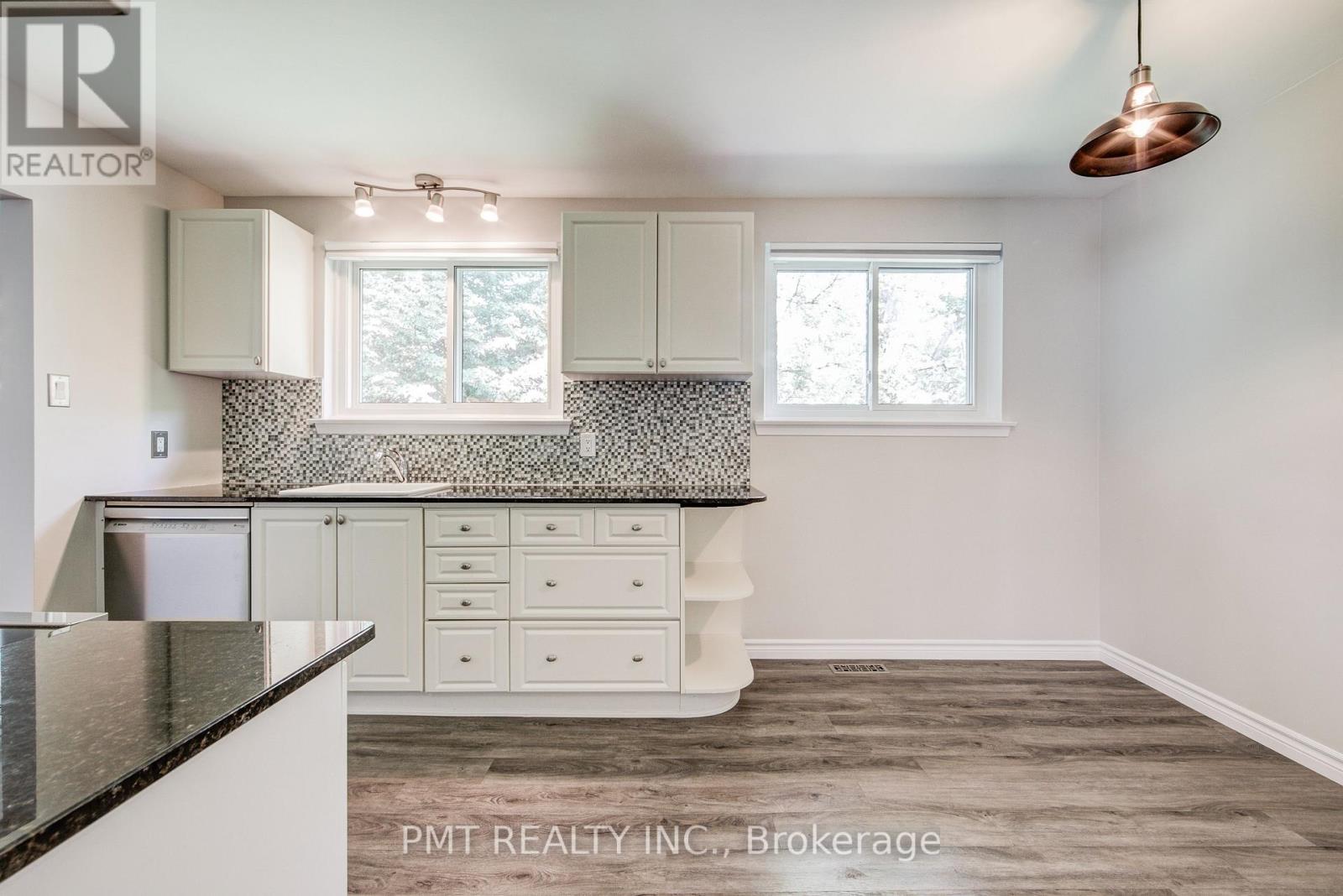 491 Maple Avenue, Oakville, Ontario  L6J 2J5 - Photo 10 - W13476188