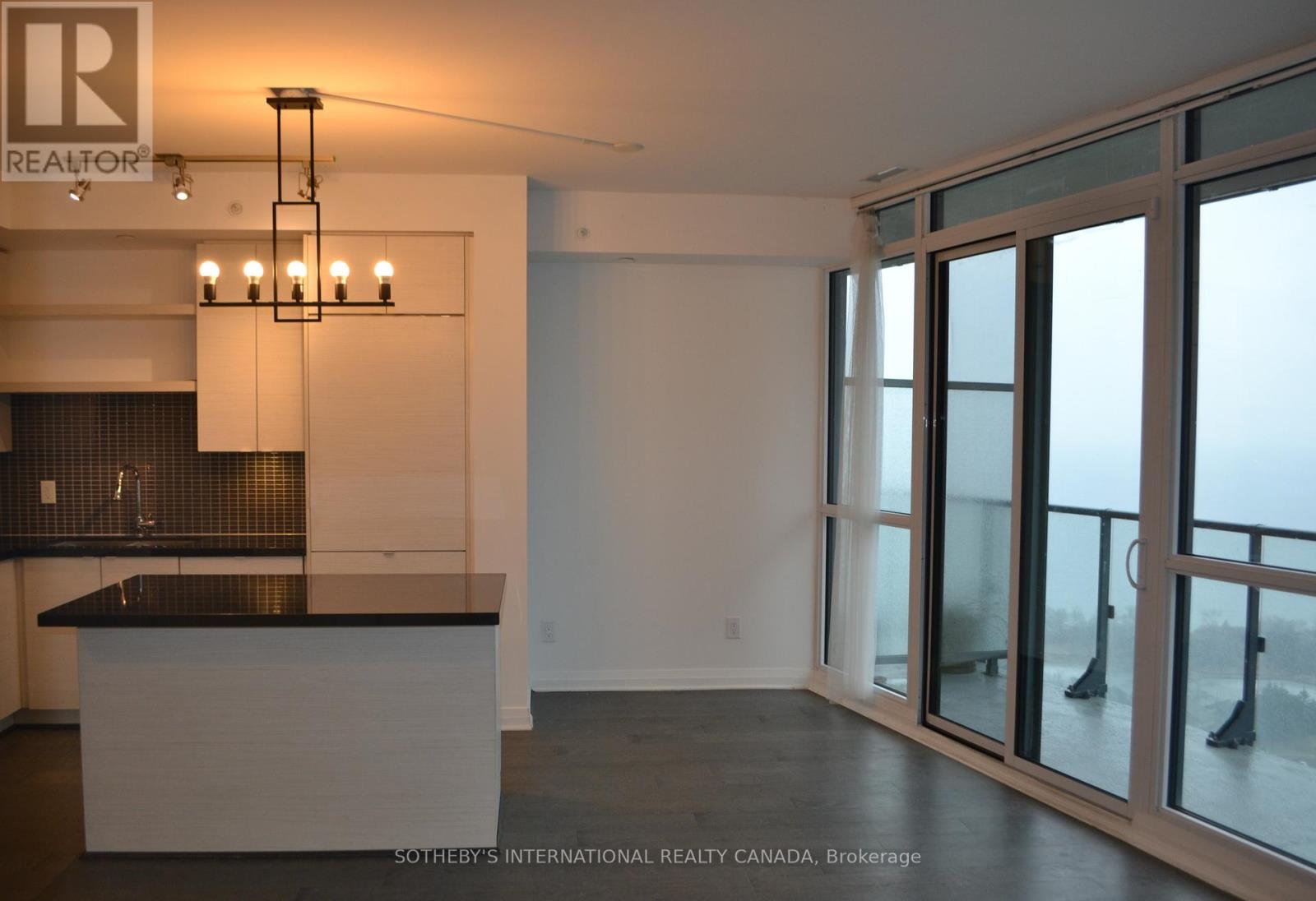 2705 - 59 Annie Craig Drive, Toronto, Ontario  M8V 0C4 - Photo 4 - W13476274