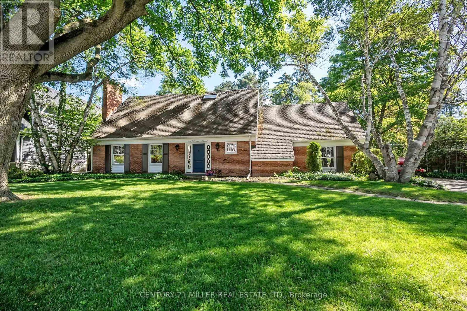 161 DORNIE ROAD, Oakville, Ontario
