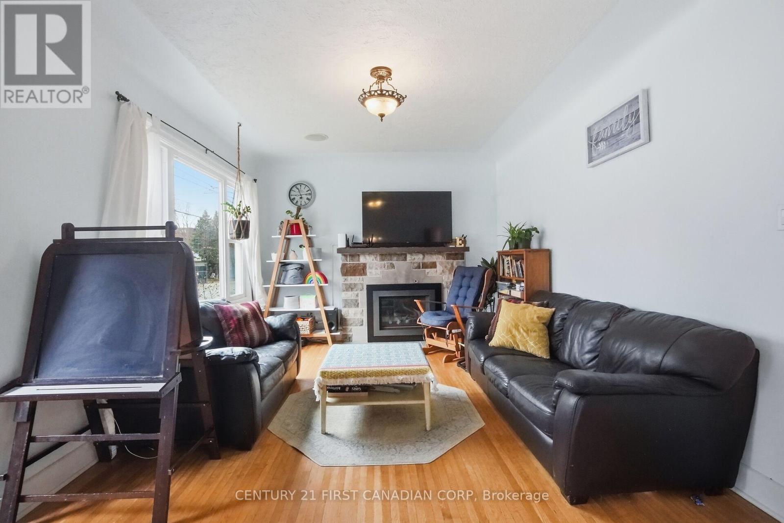 76 High Street, London South, Ontario  N6C 4J9 - Photo 4 - X13466734