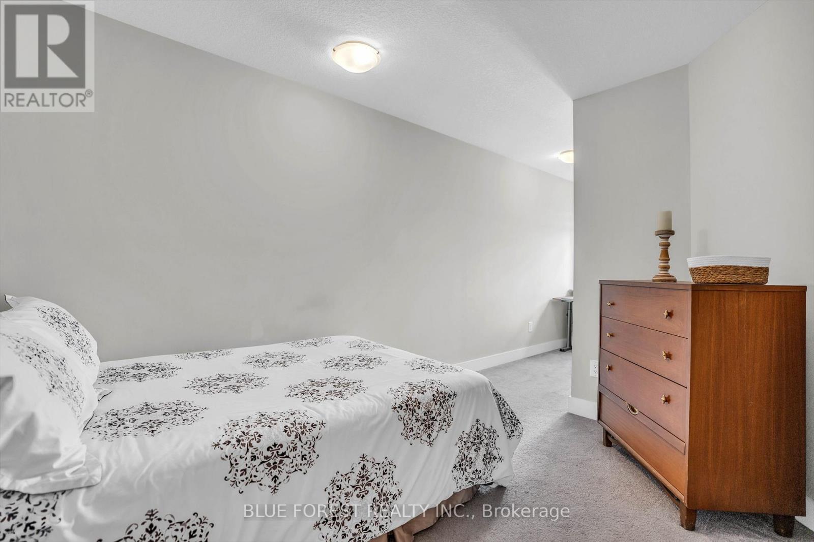 4 - 2070 Meadowgate Boulevard, London South, Ontario N6M 0H5 - Photo 16 - X13469984