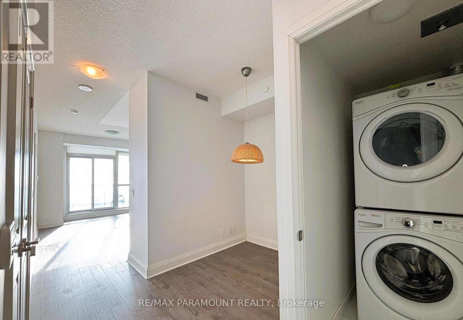 607 - 17 Zorra Street, Toronto, Ontario M8Z 4Z6 - Photo 5 - W13476350