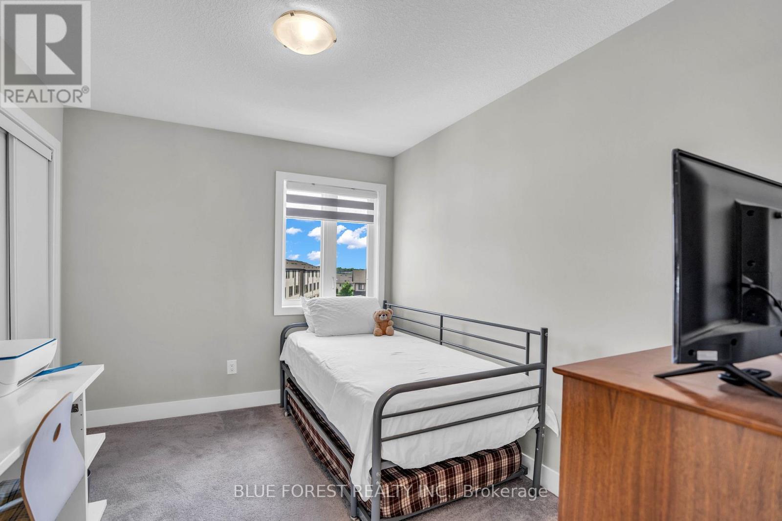 4 - 2070 Meadowgate Boulevard, London South, Ontario N6M 0H5 - Photo 15 - X13469984
