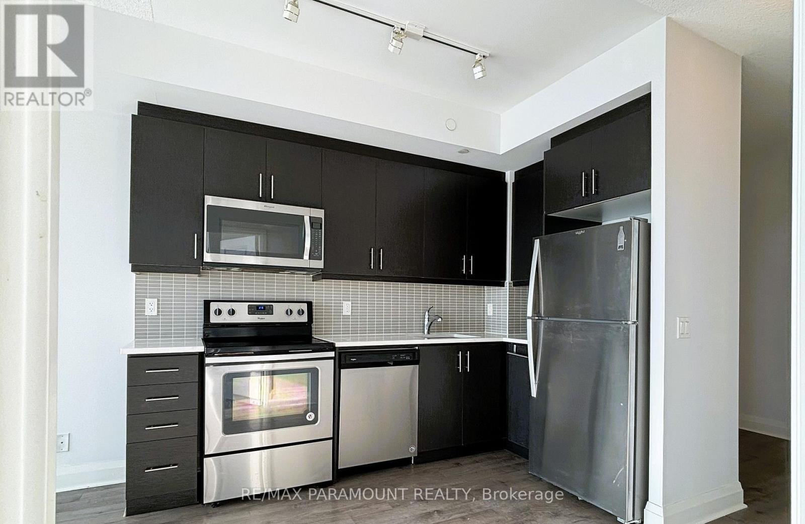 607 - 17 Zorra Street, Toronto, Ontario M8Z 4Z6 - Photo 7 - W13476350