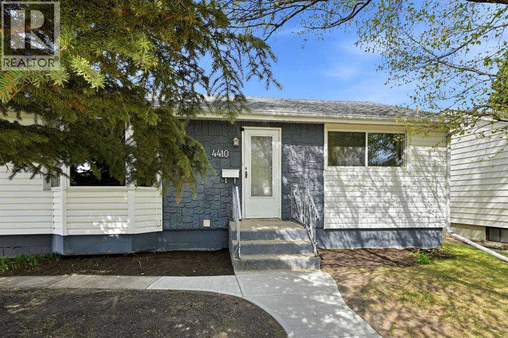 4410 40a Avenue, Red Deer, Alberta  T4N 2X4 - Photo 1 - A2320818