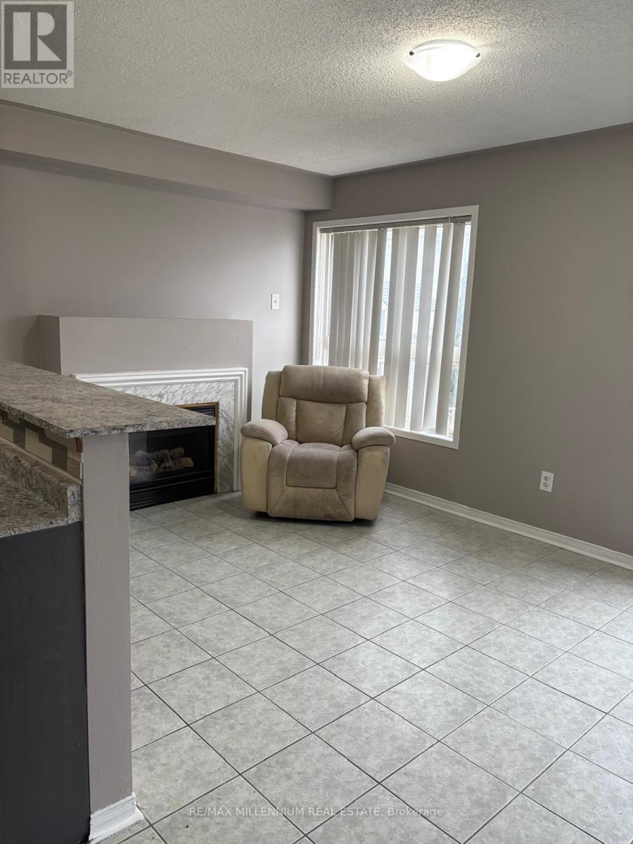 29 Needlewood Avenue, Brampton, Ontario  L6R 2N3 - Photo 7 - W13476570