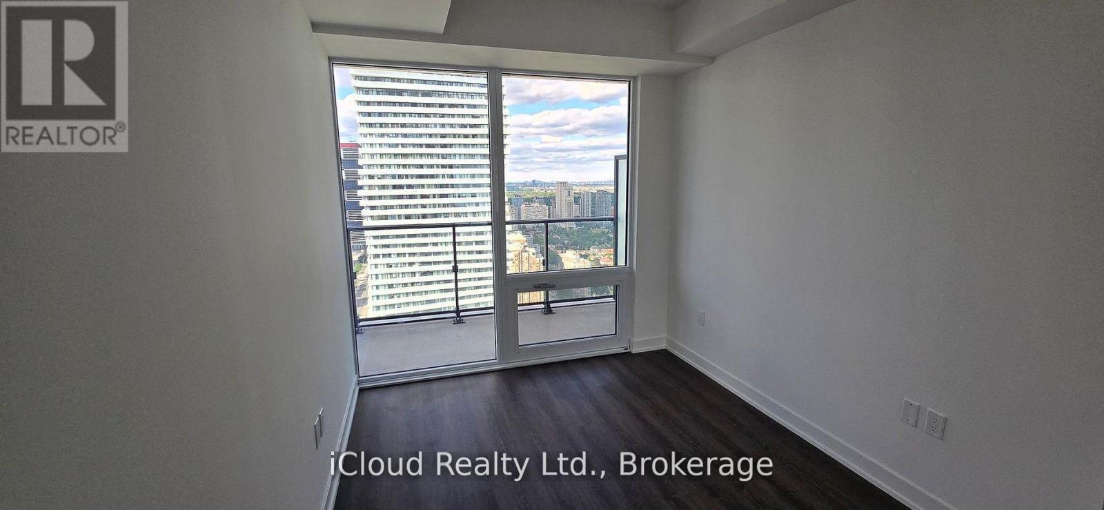4006 - 448 Burnhamthorpe Road W, Mississauga, Ontario L5B 0R4 - Photo 11 - W13476502