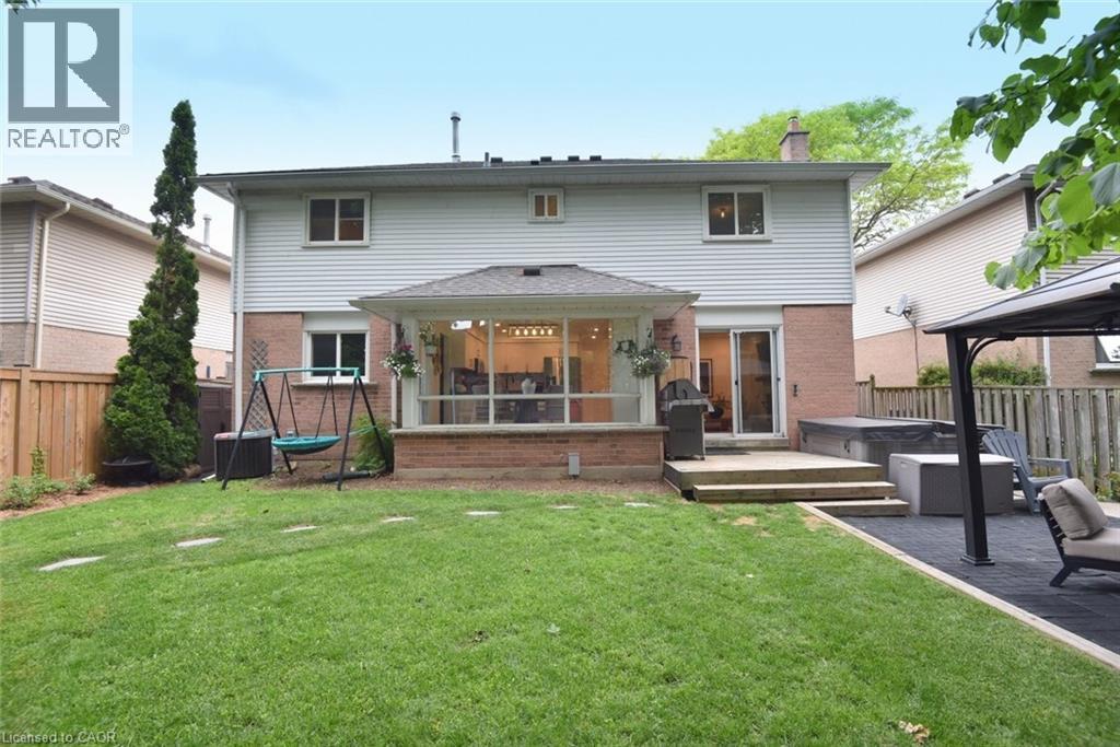 2039 Hunters Wood Drive, Burlington, Ontario  L7M 2V5 - Photo 46 - 40840670