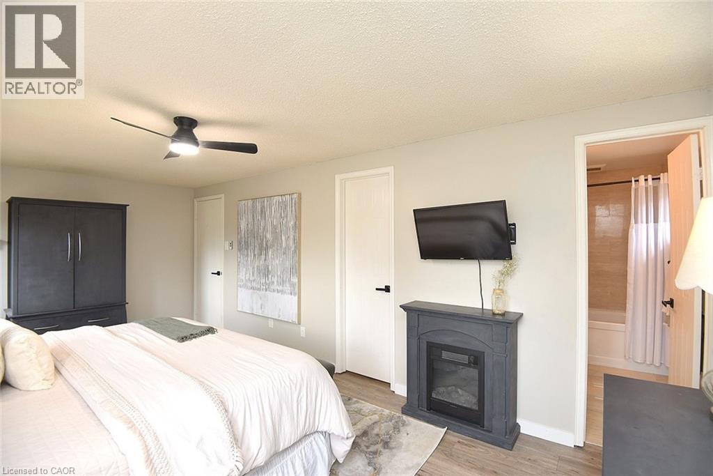 2039 Hunters Wood Drive, Burlington, Ontario  L7M 2V5 - Photo 28 - 40840670