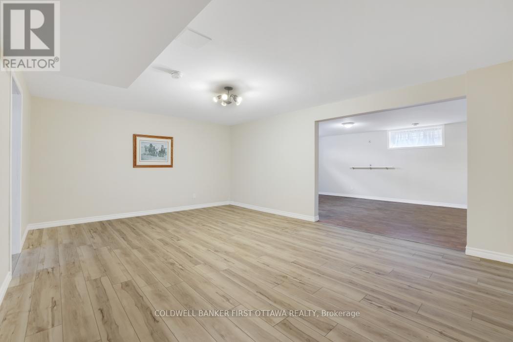 107 Johanna Street, Mississippi Mills, Ontario  K0A 1A0 - Photo 37 - X13472896