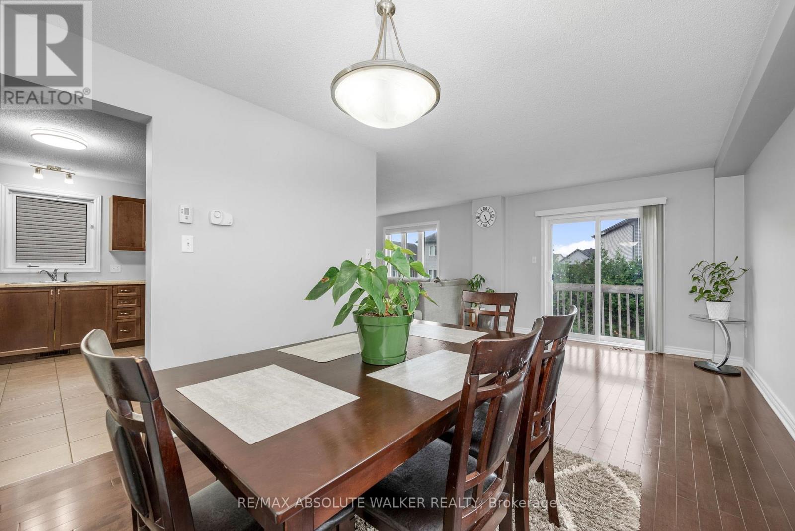 281 Sterling Avenue, Clarence-Rockland, Ontario K4K 0H9 - Photo 4 - X13474294