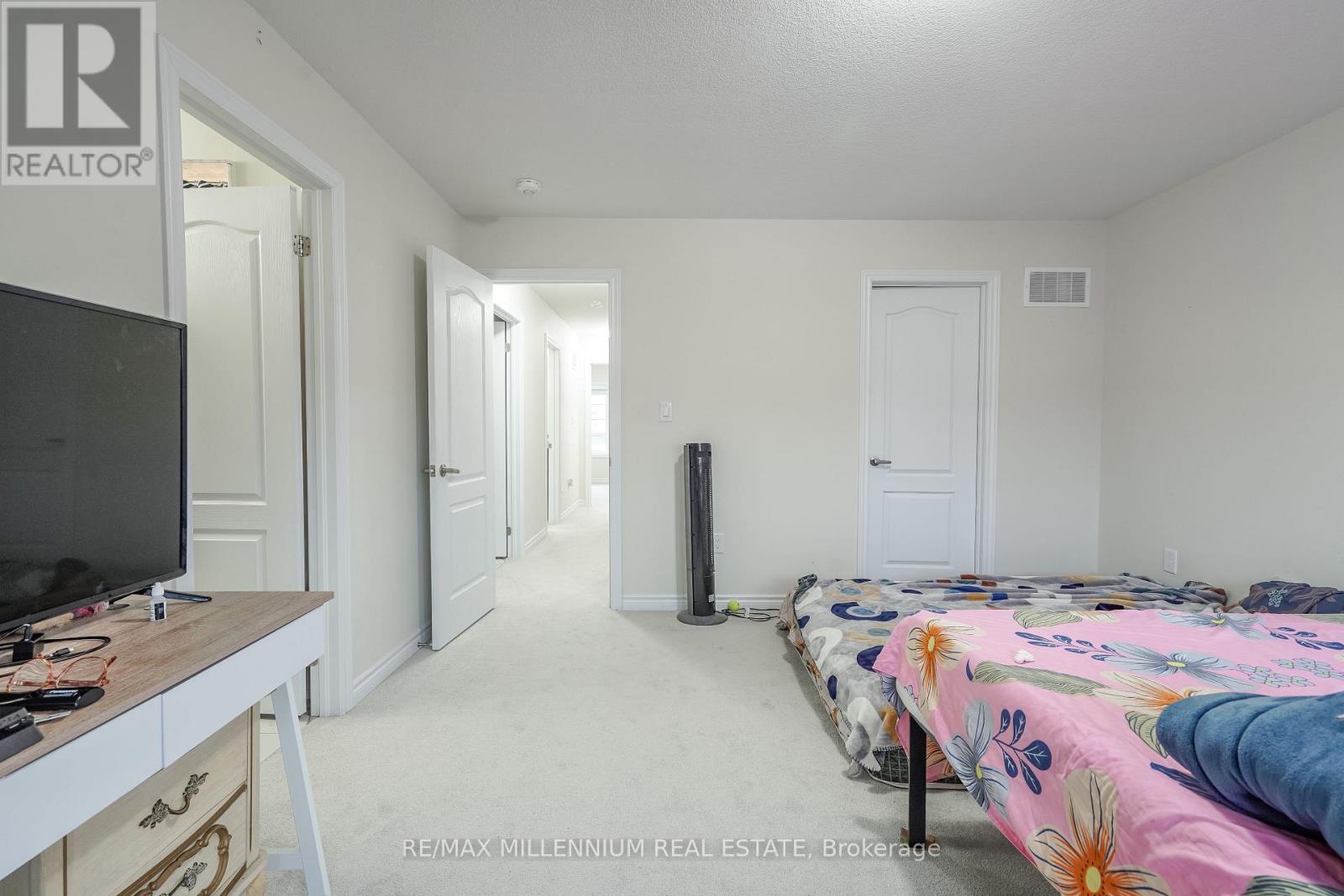 329 Vanilla Trail, Thorold, Ontario  L2V 0K8 - Photo 26 - X12862254