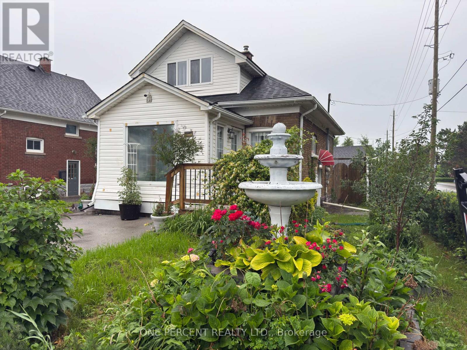 5977 SAINT MARYS AVENUE, Niagara Falls, Ontario