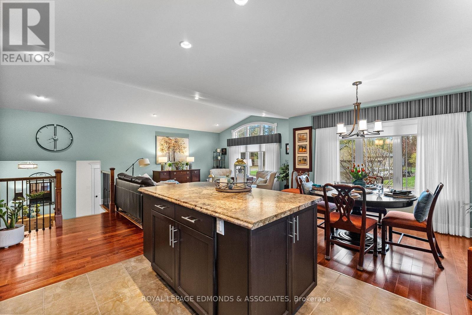 51 Bedard Boulevard, Petawawa, Ontario  K8H 0B7 - Photo 14 - X13473640