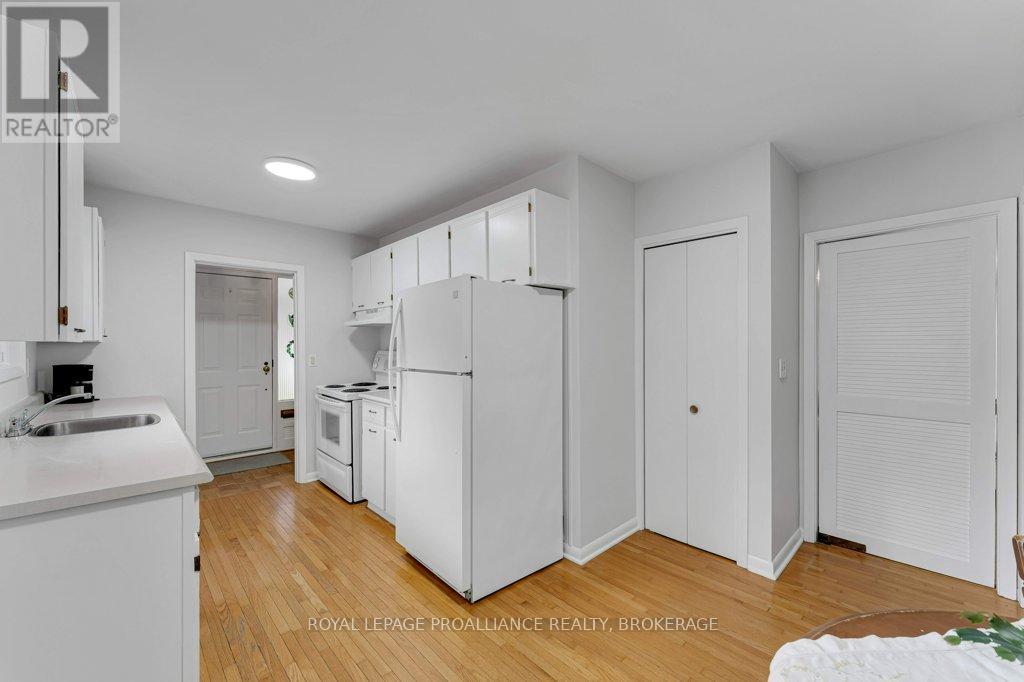 148 Campbell Crescent, Kingston, Ontario K7M 1Z5 - Photo 14 - X13474022