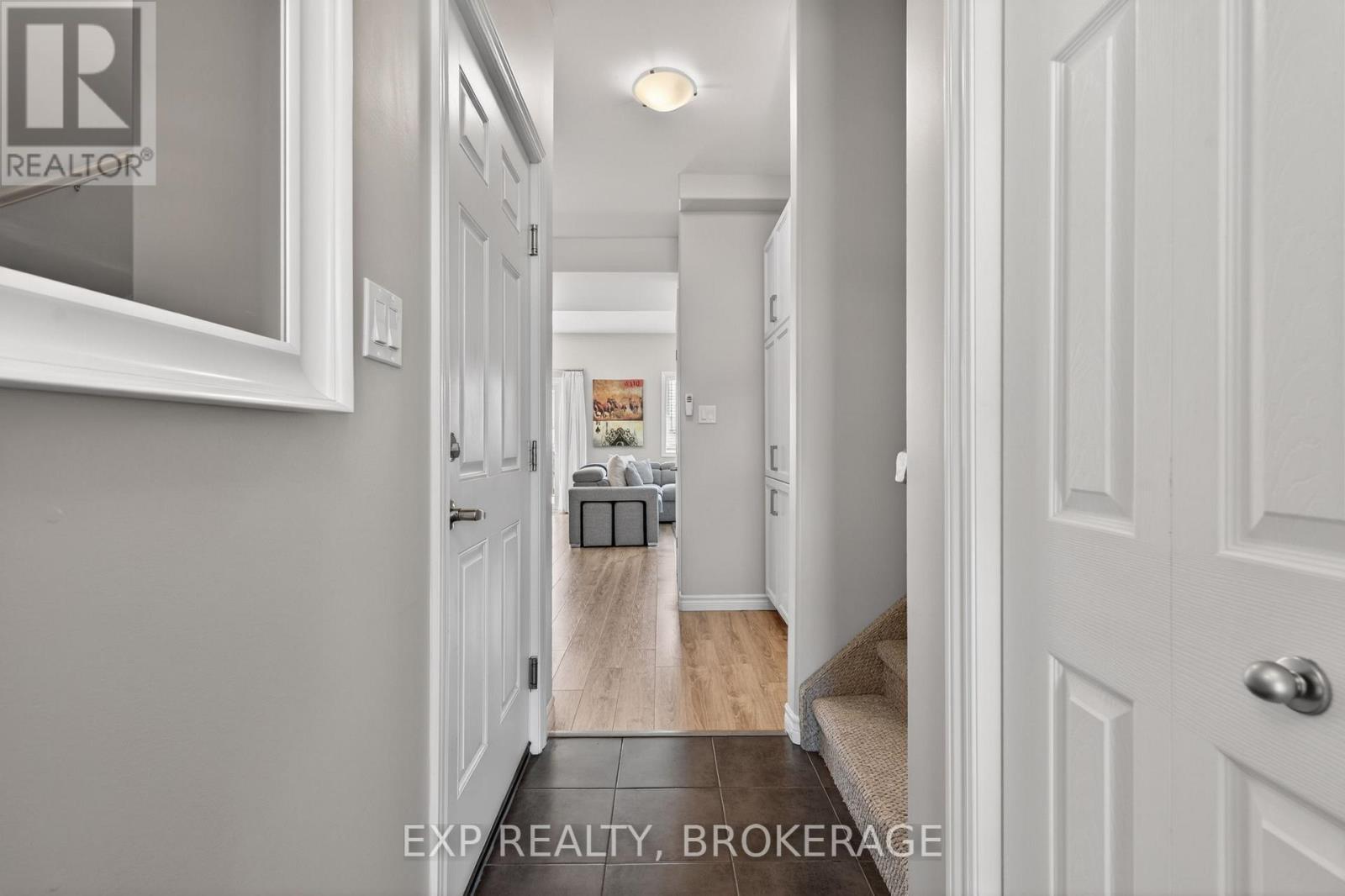 20 Ledgerock Court, Quinte West, Ontario  K8R 0A1 - Photo 5 - X13473444