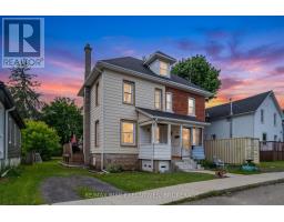282 SYDENHAM STREET, Gananoque, Ontario