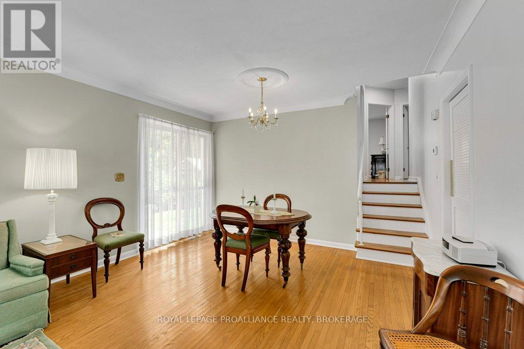 148 Campbell Crescent, Kingston, Ontario K7M 1Z5 - Photo 7 - X13474022