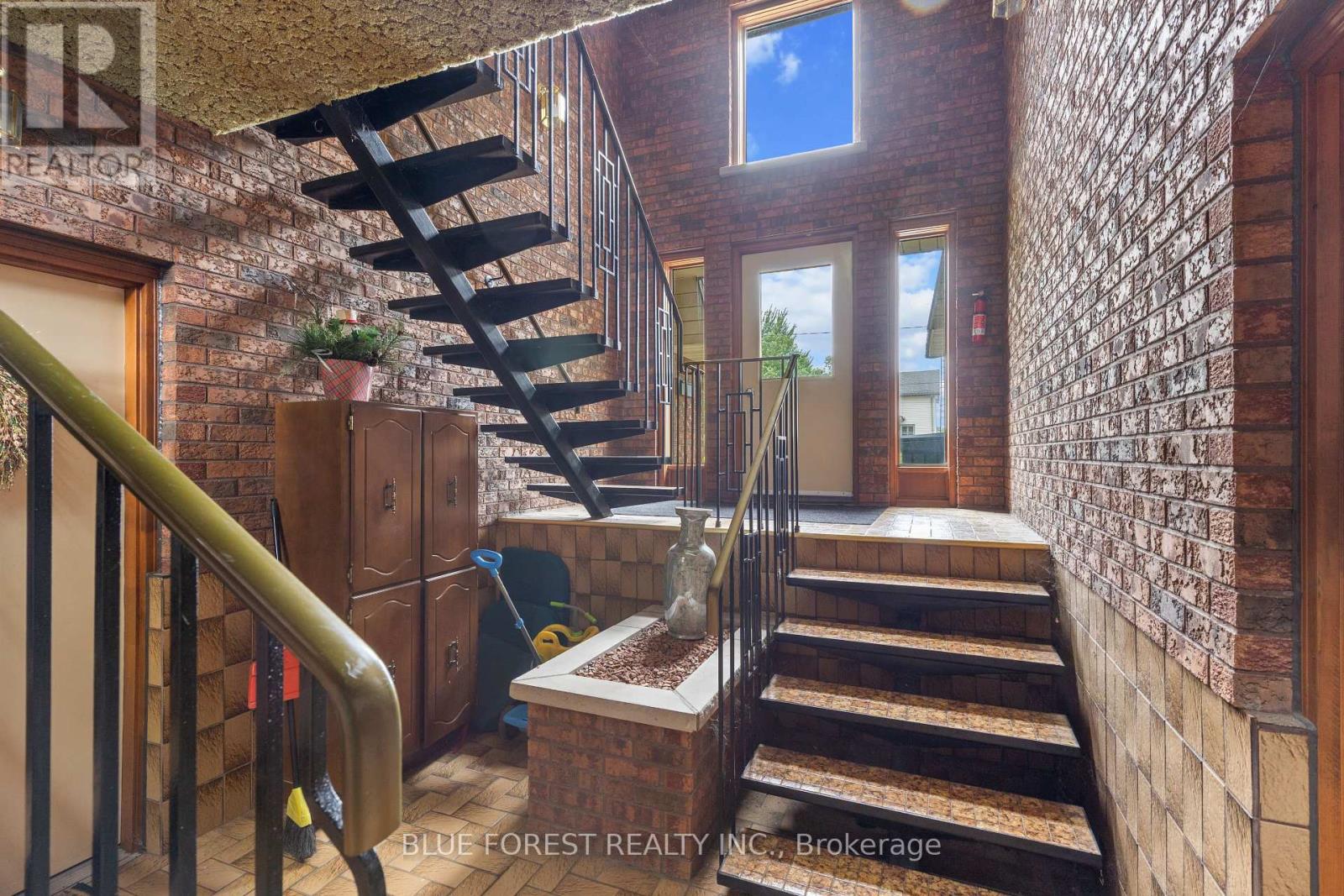 191 Victoria Street, Southwest Middlesex, Ontario  N0L 1M0 - Photo 24 - X13477784