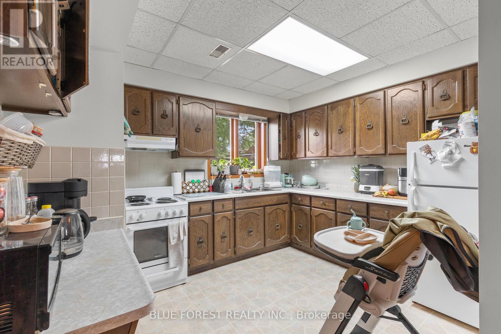 191 Victoria Street, Southwest Middlesex, Ontario  N0L 1M0 - Photo 25 - X13477784