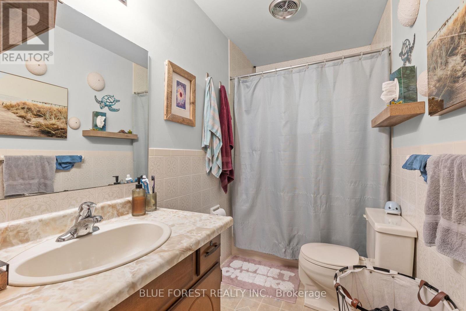 191 Victoria Street, Southwest Middlesex, Ontario  N0L 1M0 - Photo 43 - X13477784