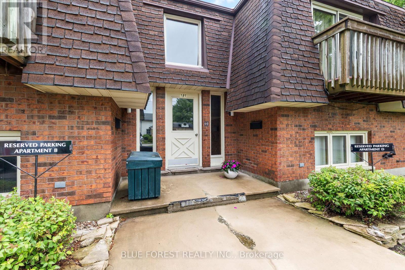 191 Victoria Street, Southwest Middlesex, Ontario  N0L 1M0 - Photo 7 - X13477784