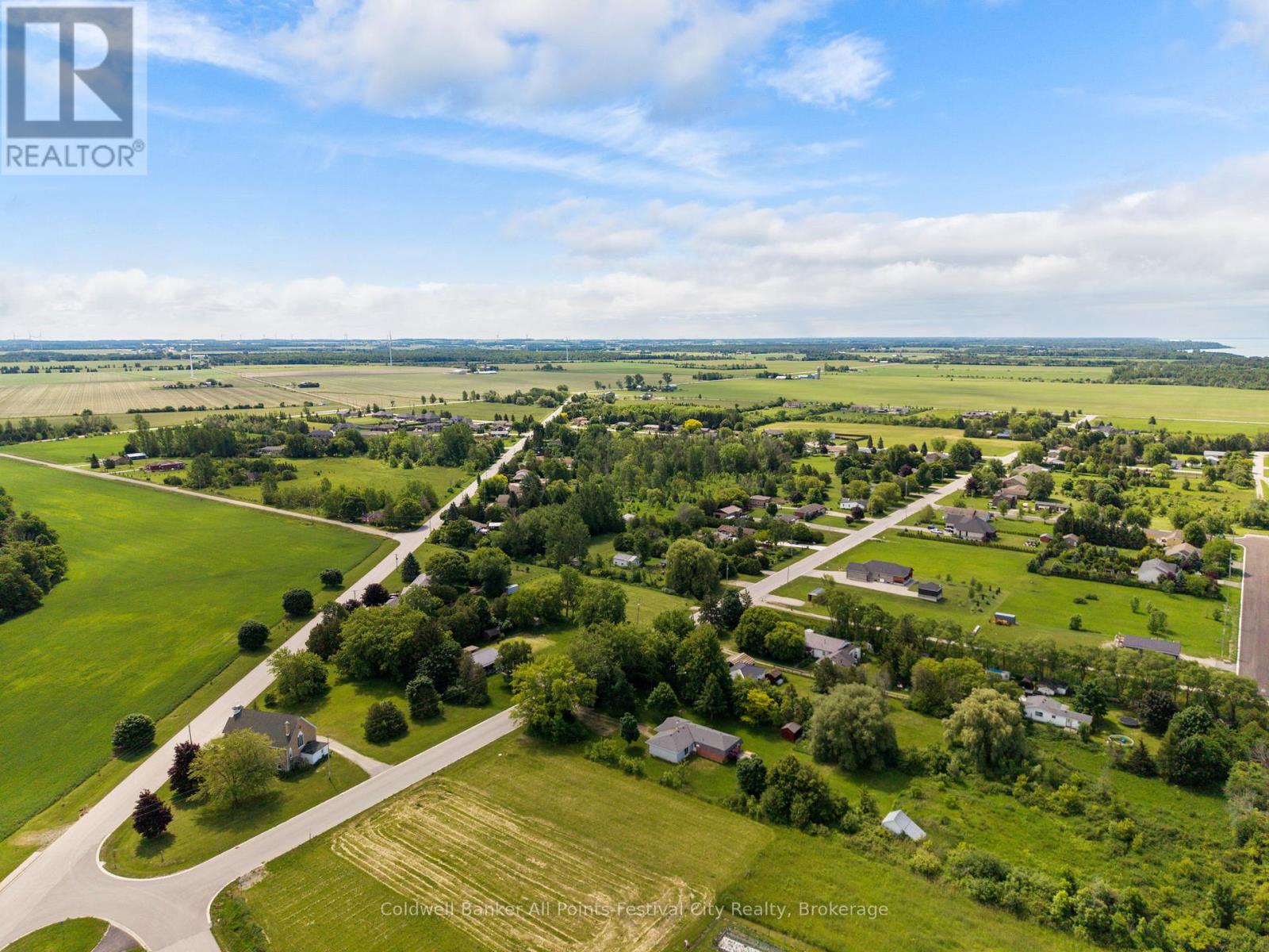 9 Wellington Street S, Ashfield-Colborne-Wawanosh (Ashfield), Ontario  N7A 3X9 - Photo 11 - X13474386