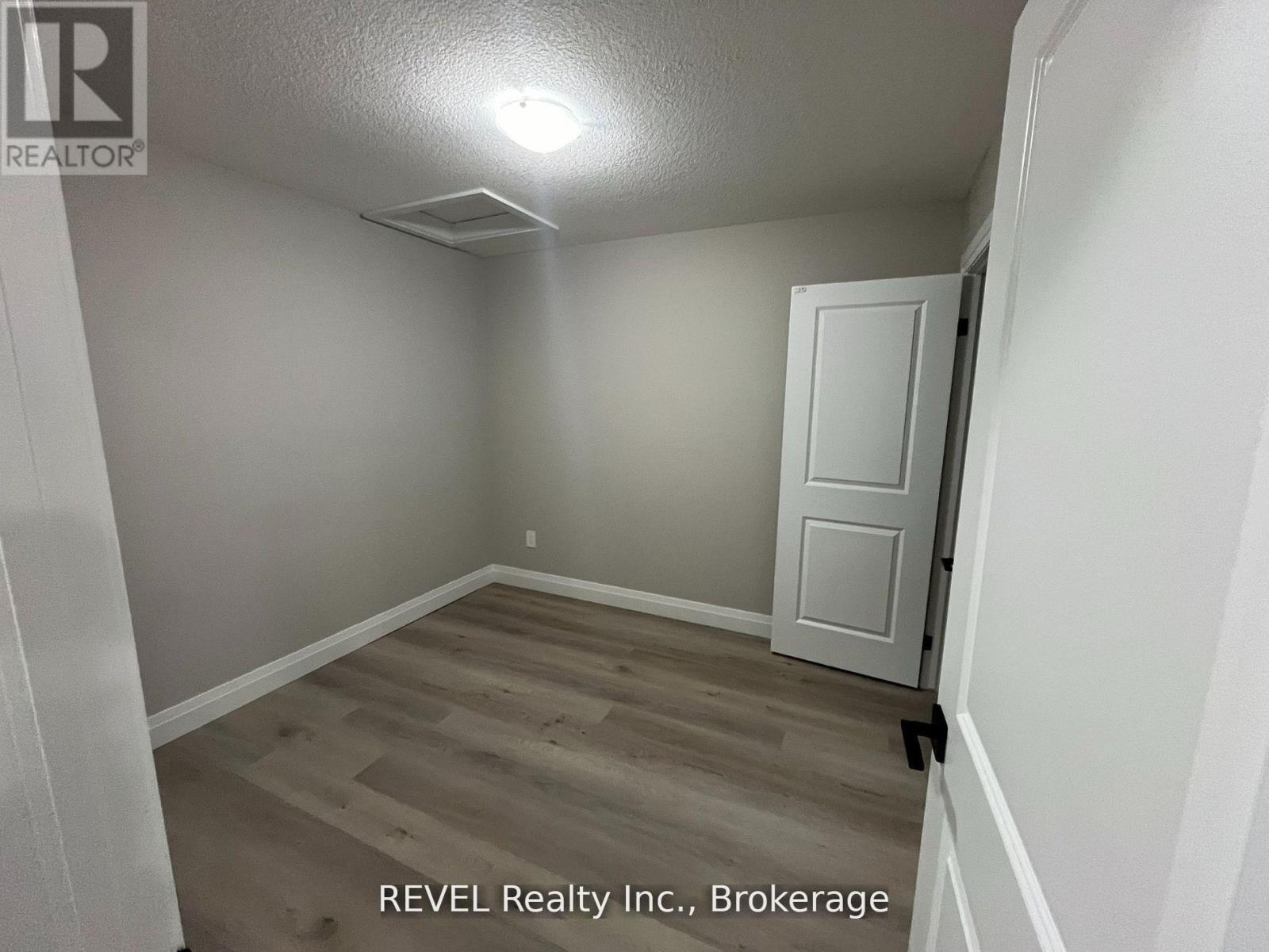 16 Keystone Trail, Welland, Ontario L3B 0N8 - Photo 15 - X13474200