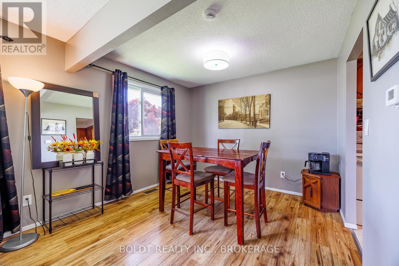 29 Tupper Drive, Thorold, Ontario L2V 4G8 - Photo 10 - X13474260