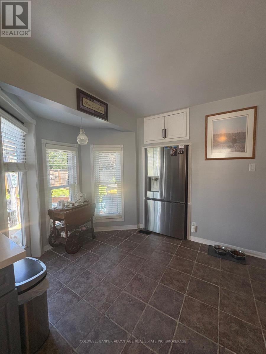 114 Calla Terrace, Welland, Ontario  L3C 5S8 - Photo 7 - X13474230