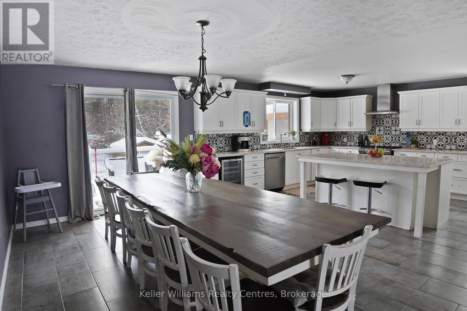 27 Pine Tree Drive, South Bruce Peninsula, Ontario  N0H 1P0 - Photo 10 - X13477838
