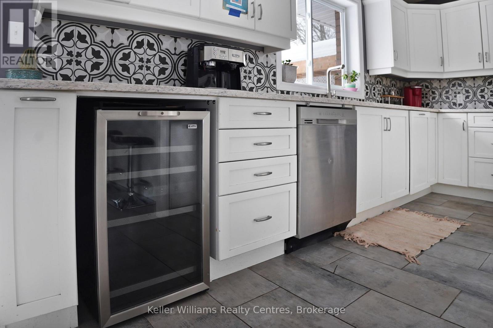 27 Pine Tree Drive, South Bruce Peninsula, Ontario  N0H 1P0 - Photo 15 - X13477838