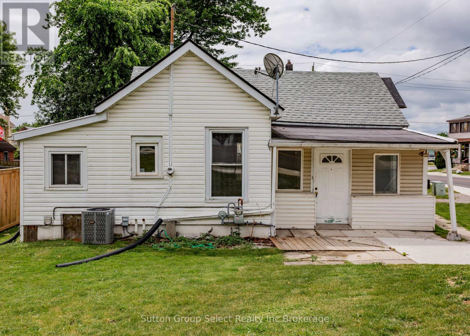 724 Rathbourne Avenue, Woodstock, Ontario  N4S 4L5 - Photo 2 - X13477834
